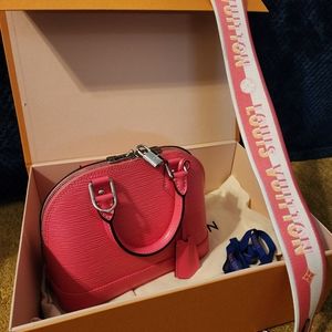 Louis Vuitton Epi Alma BB w/ Jacquard strap in Pink